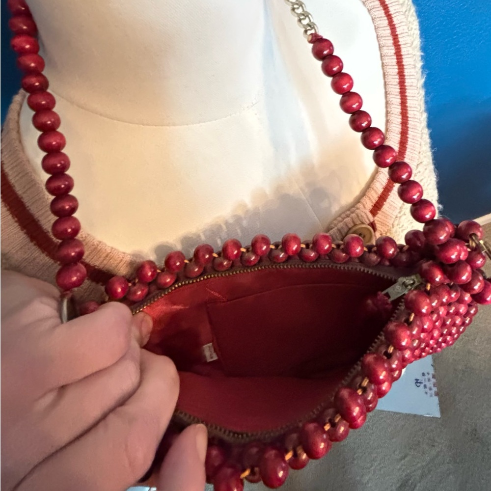 VINTAGE WALBORG bag, 60s/70s ruby red wooden bead clutch/hand bag JAPAN - Picture 6 of 16